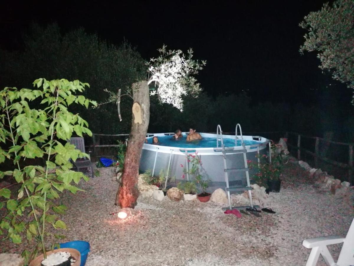 B&B Rifugio Tra Gli Ulivi Campagna Ngoại thất bức ảnh